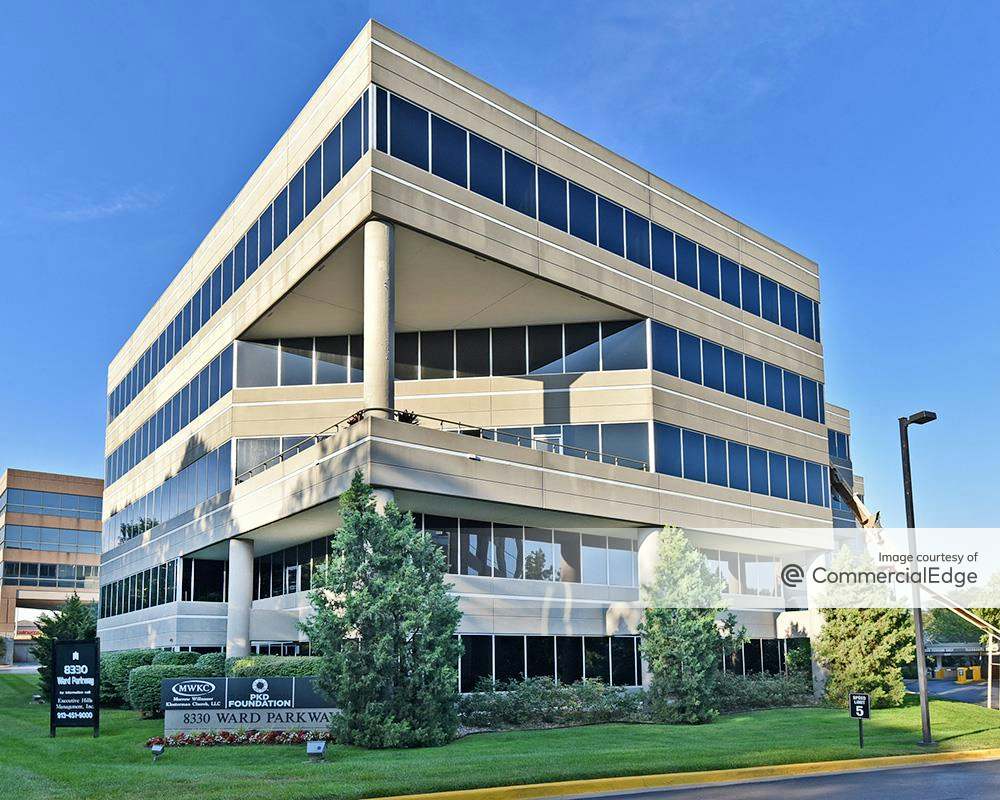 8330 Ward Pkwy, Kansas City, MO Office Space